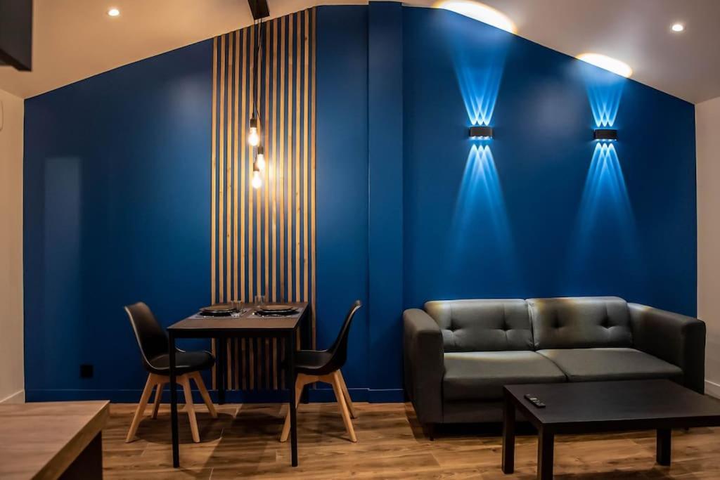 Апартаменты Blue Night - Jacuzzi - Bord De Seine Корбей-Эссон Экстерьер фото